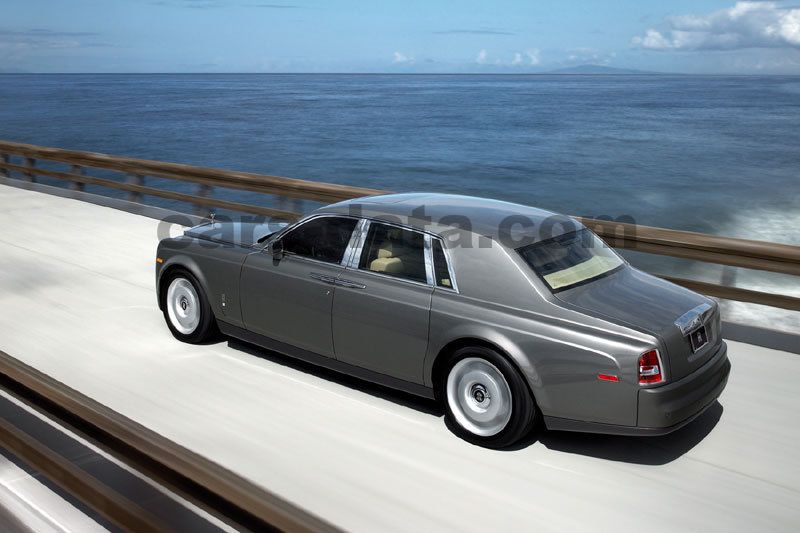 Rolls-Royce Phantom