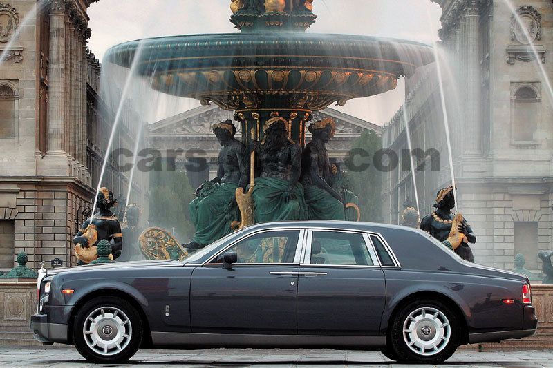 Rolls-Royce Phantom