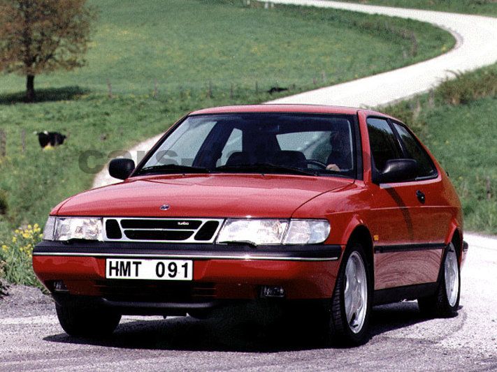 Saab 900 Coupe