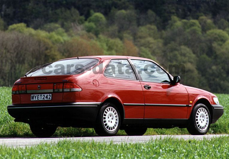 Saab 900 Coupe