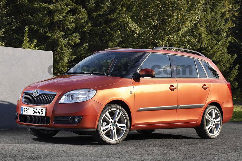 Skoda Fabia Combi 1.4 16V Ambiente 2008 Manuel 5 portes fiche technique