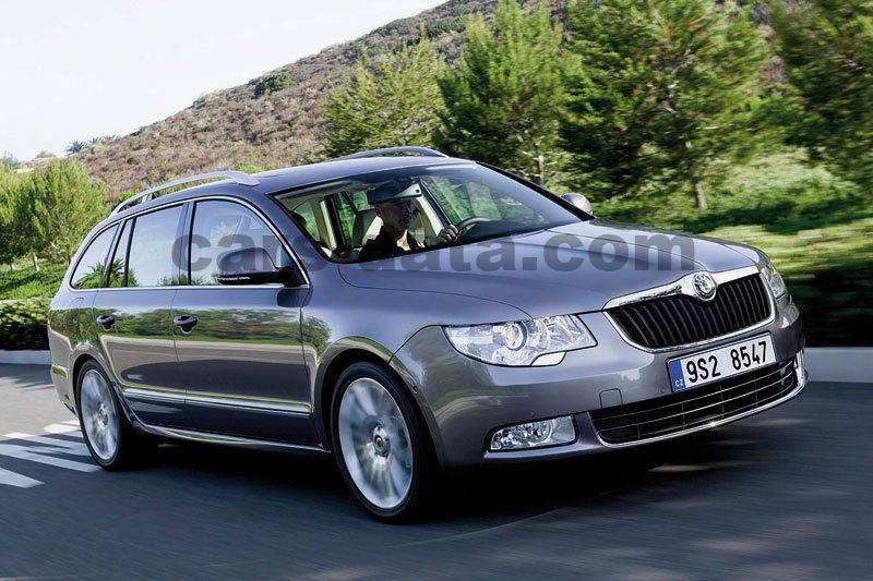 Skoda Superb Combi