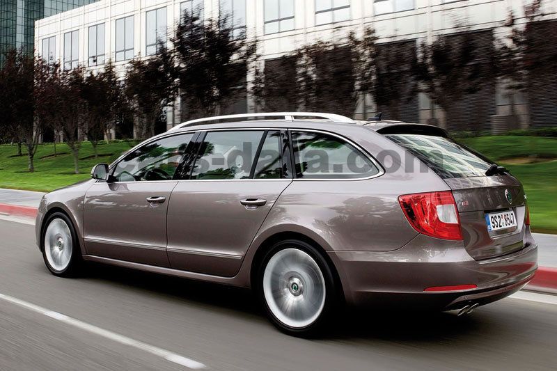 Skoda Superb Combi