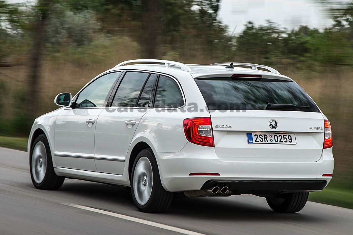 Skoda Superb Combi