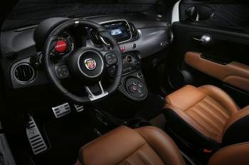 Abarth 595 2016