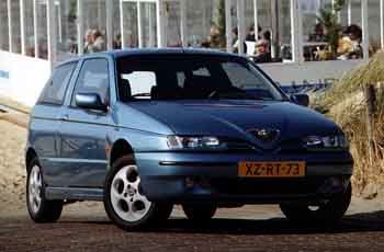 Alfa Romeo 145 1999