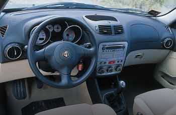 Alfa Romeo 147 2000