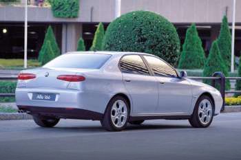 Alfa Romeo 166