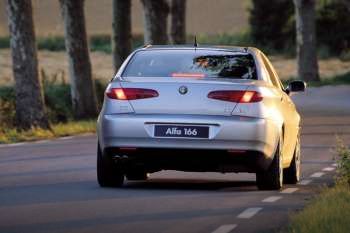 Alfa Romeo 166 3.0 V6 24V Distinctive