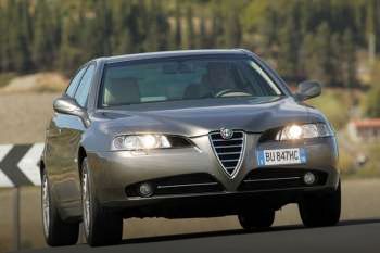 Alfa Romeo 166 2.5 V6 24V Distinctive