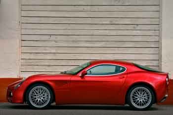 Alfa Romeo 8C Competizione