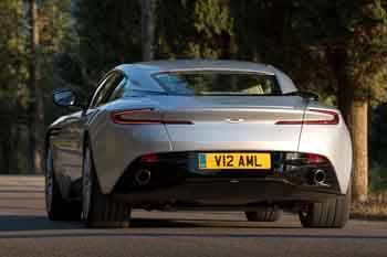 Aston Martin DB11 2016