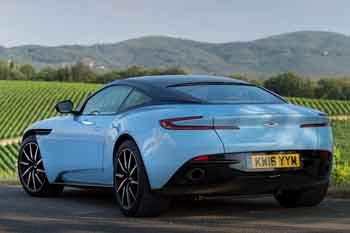 Aston Martin DB11 Coupe