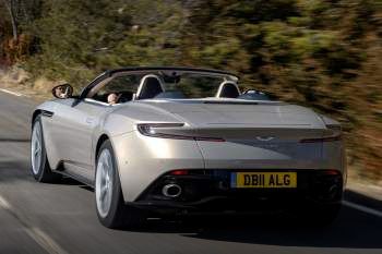 Aston Martin DB11 Volante