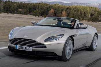 Aston Martin DB11 2018