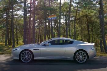 Aston Martin DB9 2012