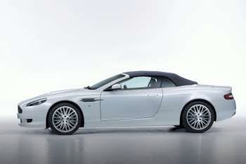 Aston Martin DB9 2004