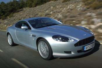 Aston Martin DB9 2004