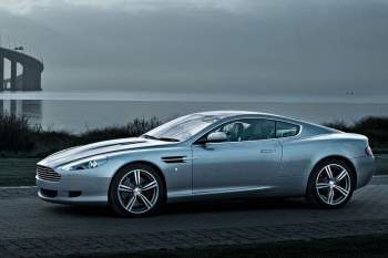 Aston Martin DB9 2004