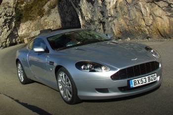 Aston Martin DB9 2004