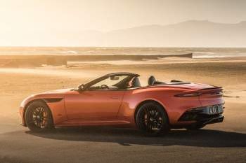 Aston Martin DBS 2020