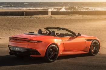 Aston Martin DBS 2020