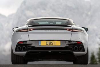 Aston Martin DBS 5.2 V12 Superleggera