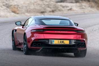 Aston Martin DBS 2019