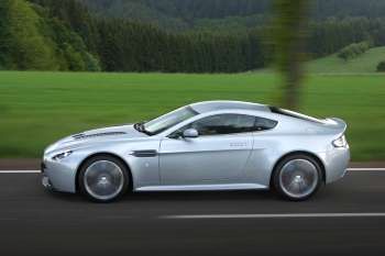 Aston Martin V12 Vantage Coupe S