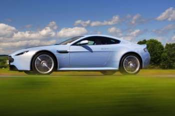 Aston Martin V12 Vantage Coupe