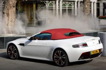 Aston Martin Vantage 2012