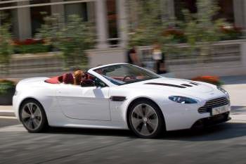 Aston Martin V12 Vantage Roadster