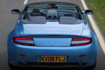 Aston Martin V8 Vantage Roadster