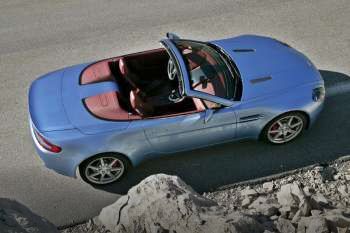 Aston Martin V8 Vantage Roadster