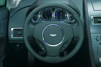 Aston Martin V8 Vantage Roadster