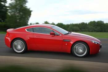 Aston Martin V8 Vantage S