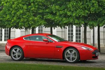 Aston Martin V8 Vantage S