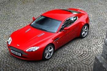 Aston Martin V8 Vantage S