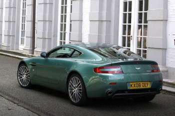 Aston Martin Vantage 2005