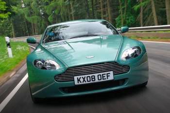 Aston Martin Vantage 2005