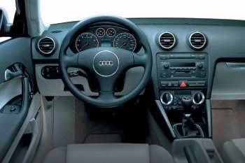 Audi A3 1.6 Attraction