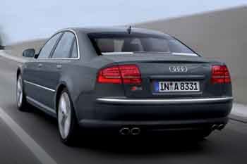 Audi S8