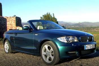 BMW 123d Cabrio High Executive