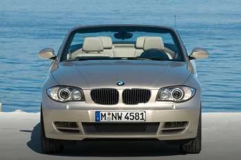 BMW 123d Cabrio High Executive