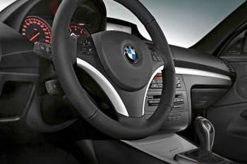 BMW 1-series 2011