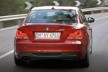 BMW 1-series 2011