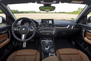 BMW 220i Cabrio