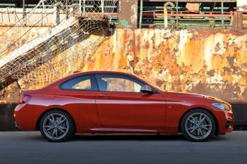 BMW 220d Coupe High Executive