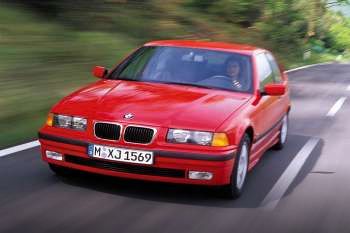 BMW 318ti Compact Executive