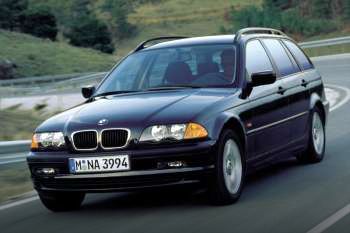 BMW 320i Touring Executive